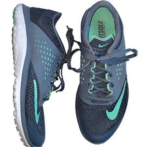 Women Size 8 NIKE FITSOLE Gray Aqua Athletic Shoes